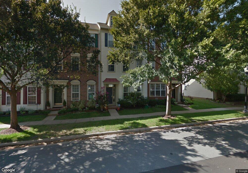 25553 Donegal Dr, Chantilly, VA 20152 - photo 1