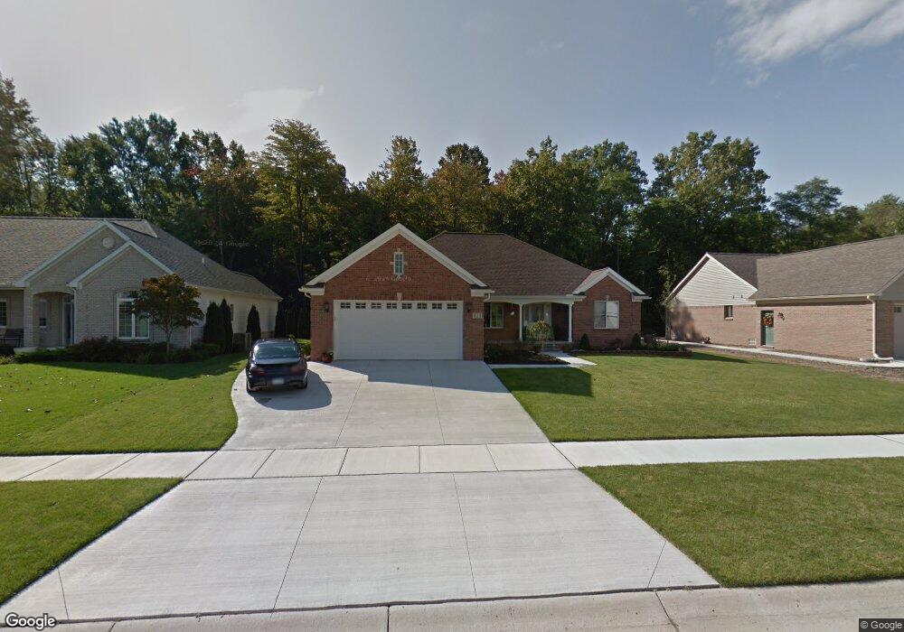 323 Rabbit Run Rd, Carleton, MI 48117 - photo 1