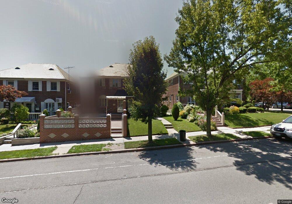 17506 73rd Ave, Fresh Meadows, NY 11366 - photo 1