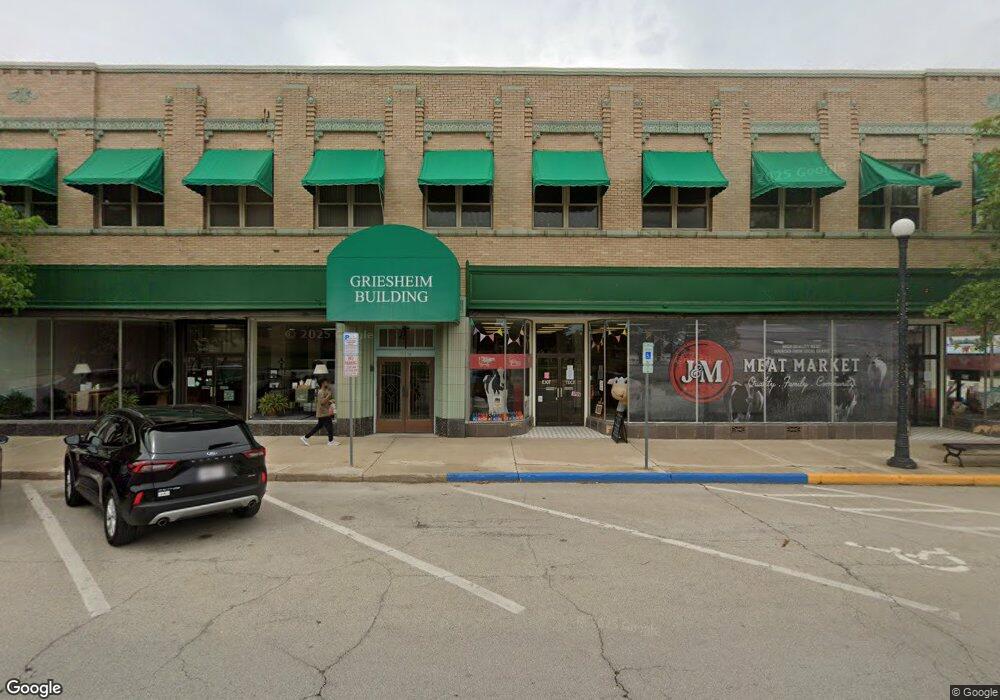 101 S Kickapoo St, Lincoln, IL 62656 - photo 1