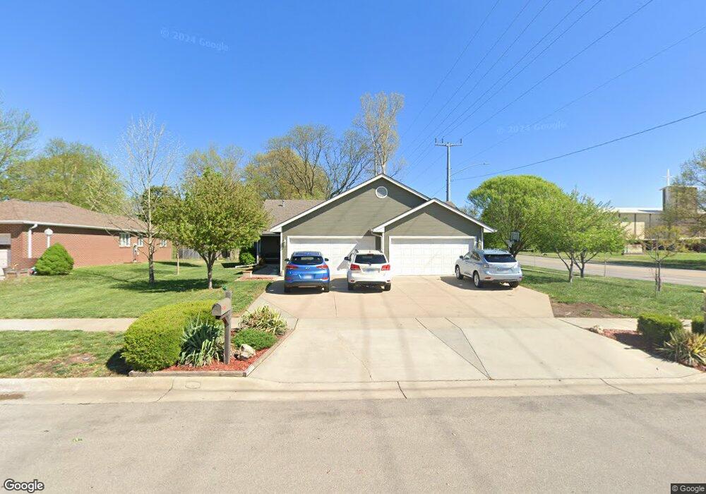 5200 SW 12th Terrace, Topeka, KS 66604 - photo 1