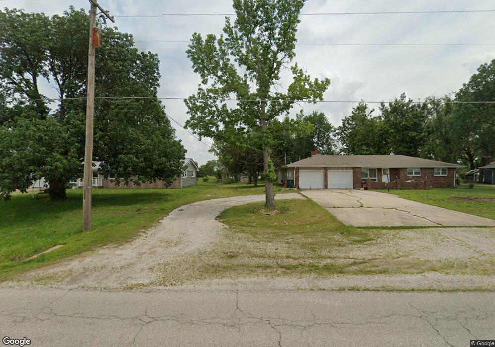 22021 Ness Rd, Parsons, KS 67357 - photo 1