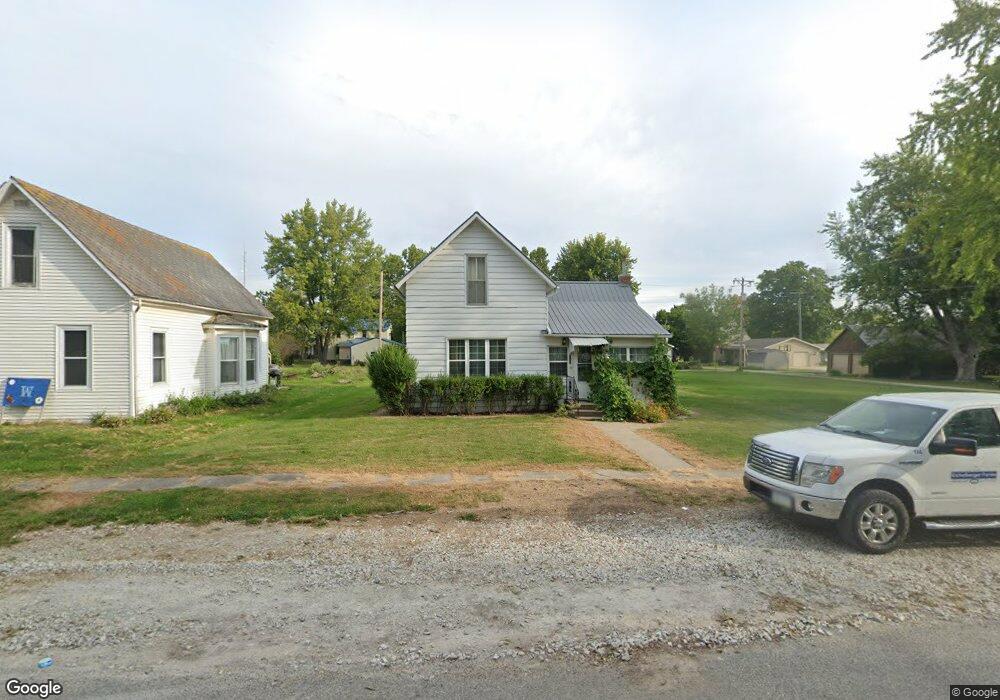 112 W 3rd St, Wayland, IA 52654 - photo 1