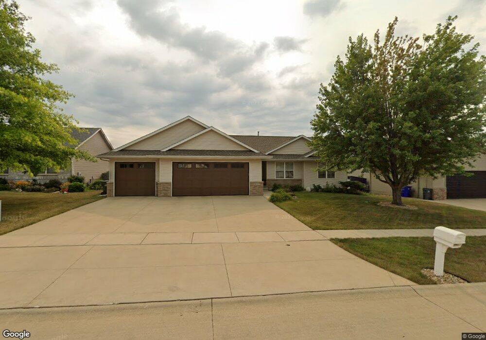 3617 Eagle Rd SW, Cedar Rapids, IA 52404 - photo 1
