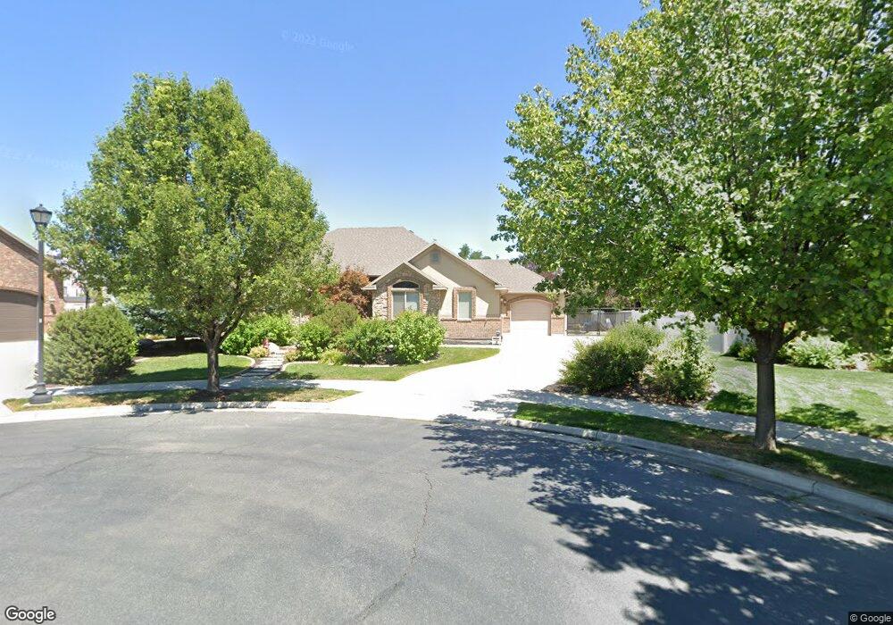 10717 Maughan Cir, South Jordan, UT 84095 - photo 1