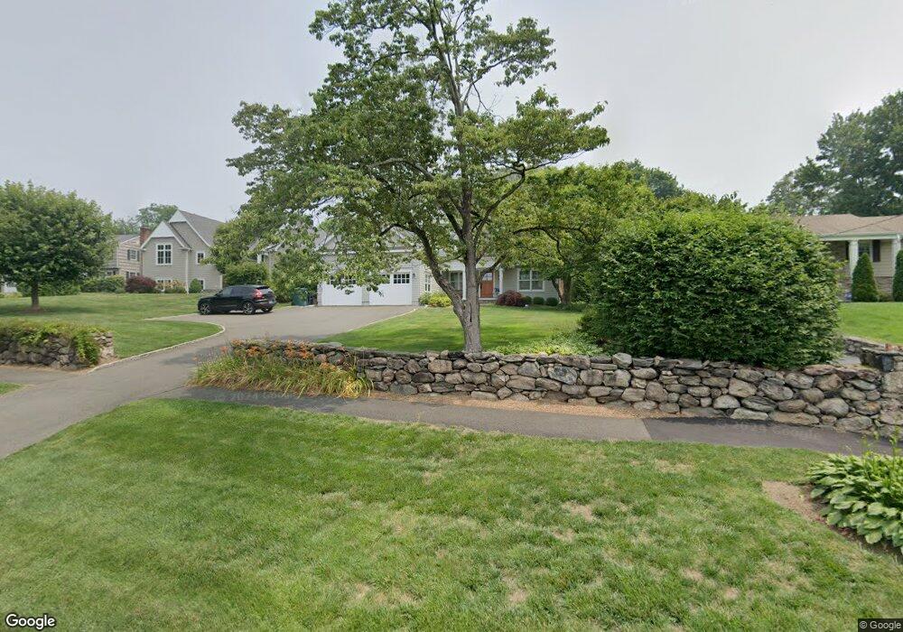 70 Hollow Tree Ridge Rd, Darien, CT 06820 - photo 1