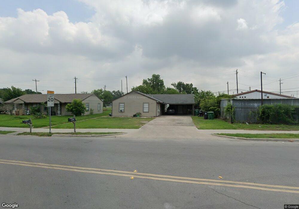 10812 Bentley St, Houston, TX 77093 - photo 1