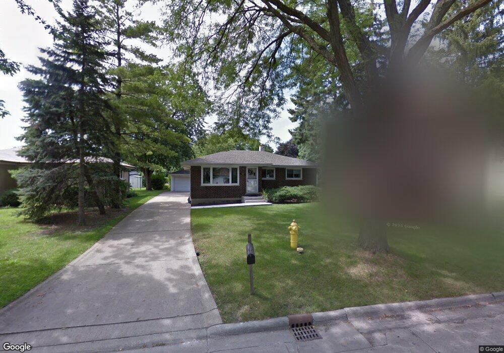 792 N Geneva Ave, Elmhurst, IL 60126 - photo 1