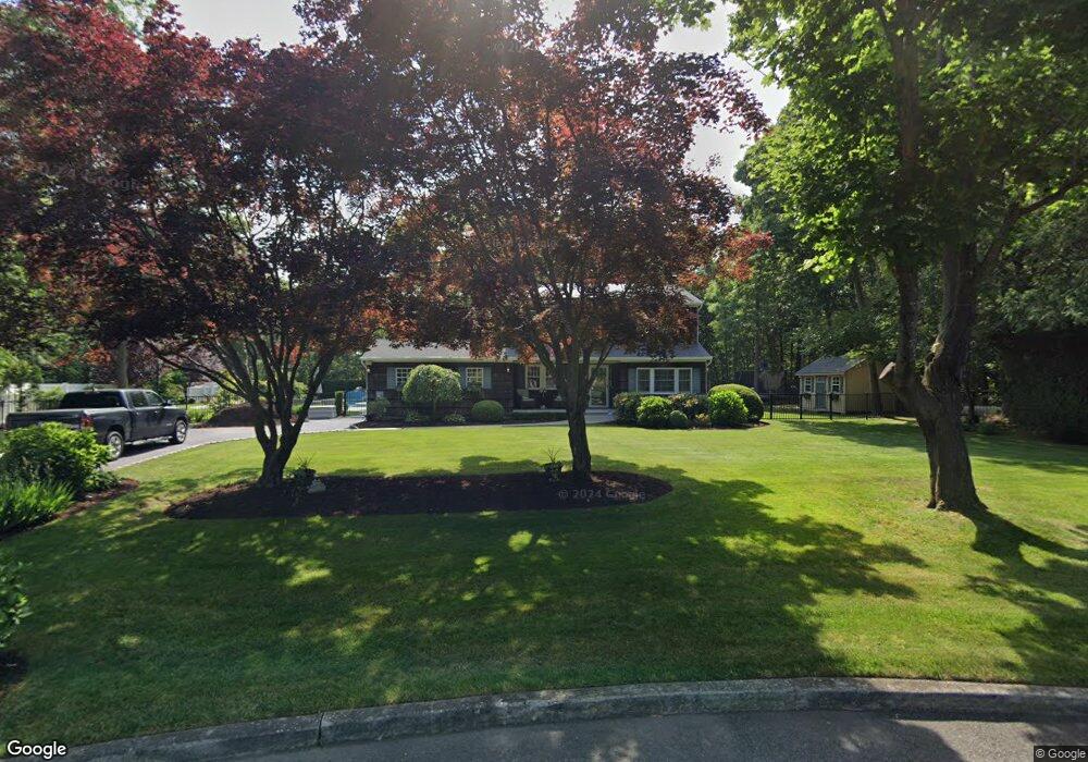 20 Glenwood Ct, Bayport, NY 11705 - photo 1