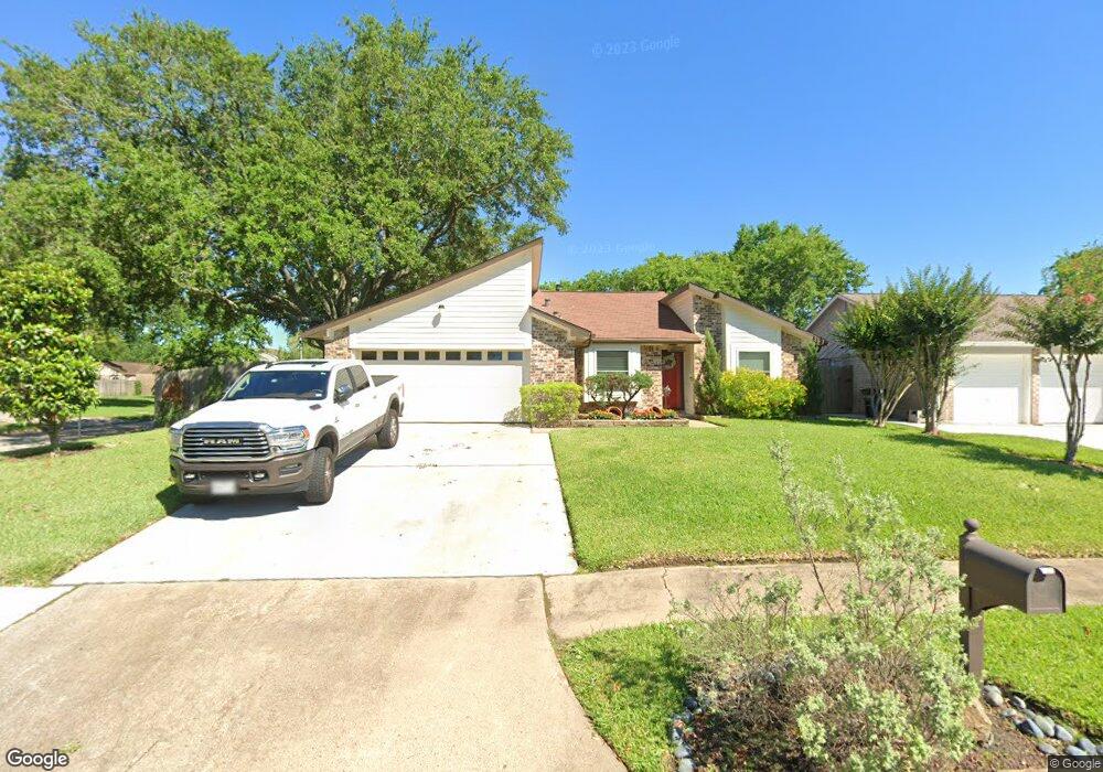 4338 Townes Forest Rd, Friendswood, TX 77546 - photo 1