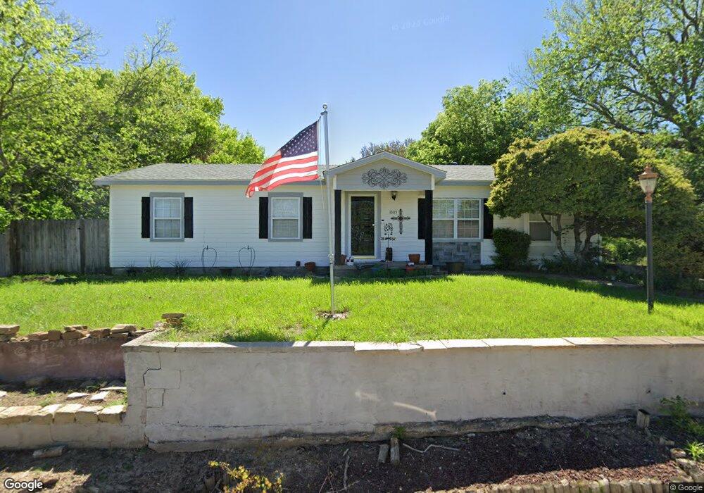 1305 W Water St, Weatherford, TX 76086 - photo 1