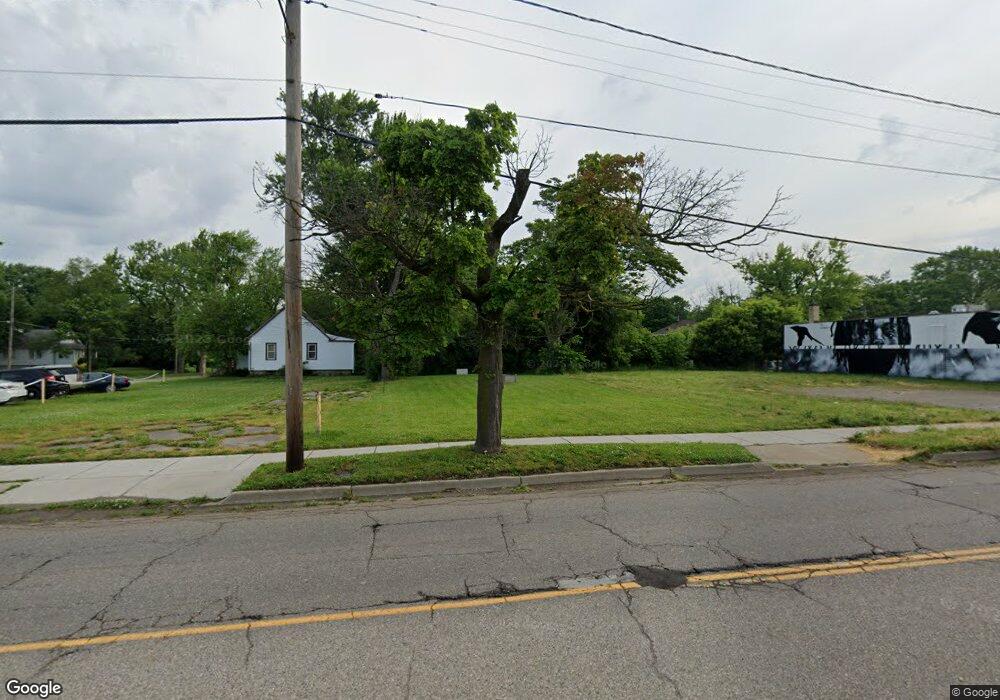 2307 Davison Rd, Flint, MI 48506 - photo 1