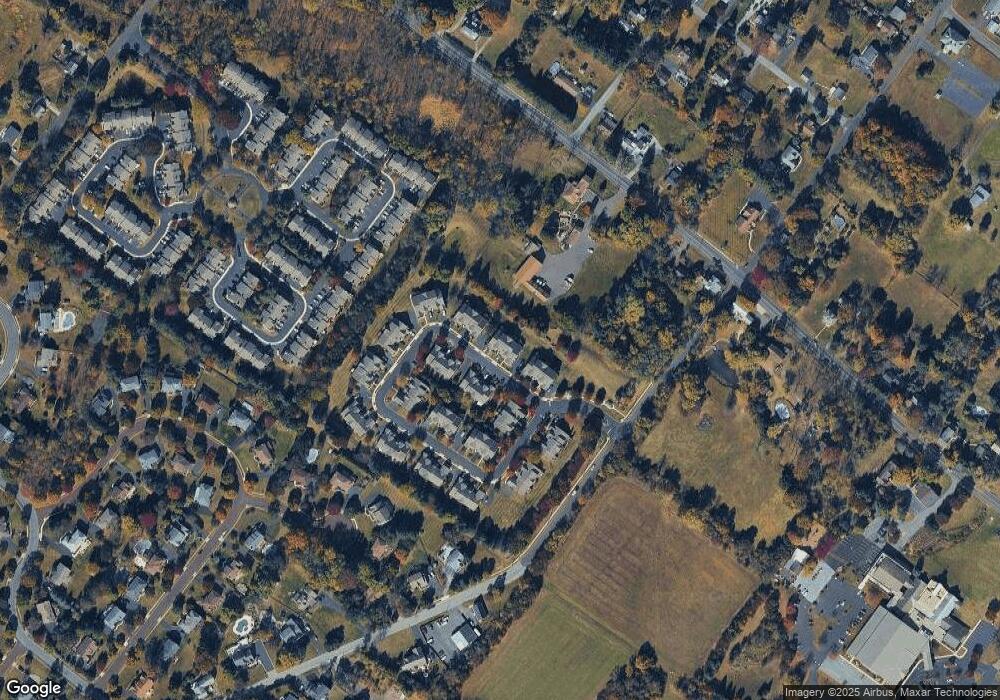 16 Wheatsheaf Ln unit 16, Norristown, PA 19403 - photo 1