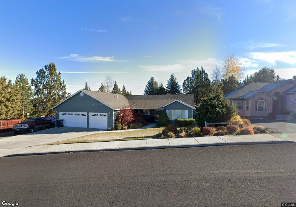 2650 SW 39th St, Redmond, OR 97756 - photo 1