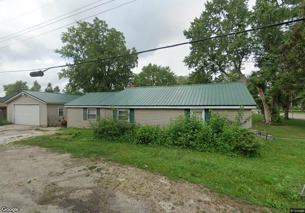 262 E Broadway St, Virginia, IL 62691 - photo 1