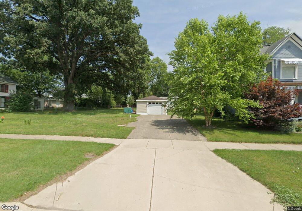 204 N Elm St, Three Oaks, MI 49128 - photo 1