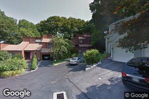 6 Boulder Ln, Goldens Bridge, NY 10526