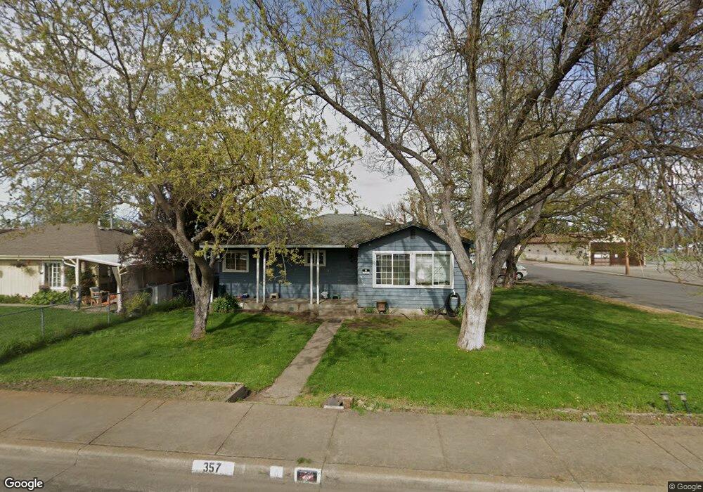 357 S 4th St, Central Point, OR 97502 - photo 1