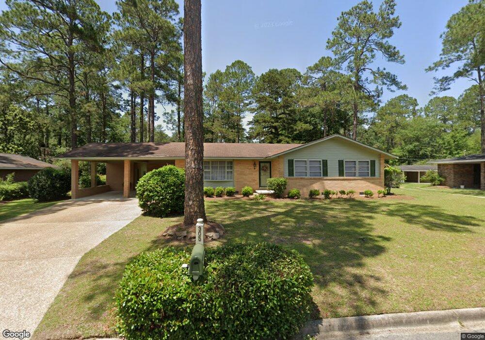 305 Camellia Dr, Moultrie, GA 31768 - photo 1