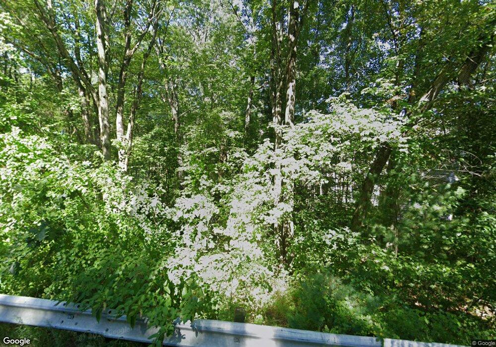 53 Hackett Hill Rd unit 26, Manchester, NH 03102 - photo 1