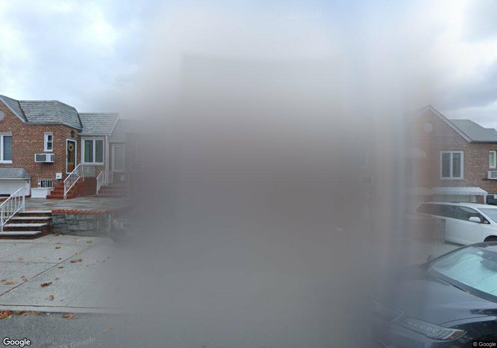 6805 60th Rd, Maspeth, NY 11378 - photo 1