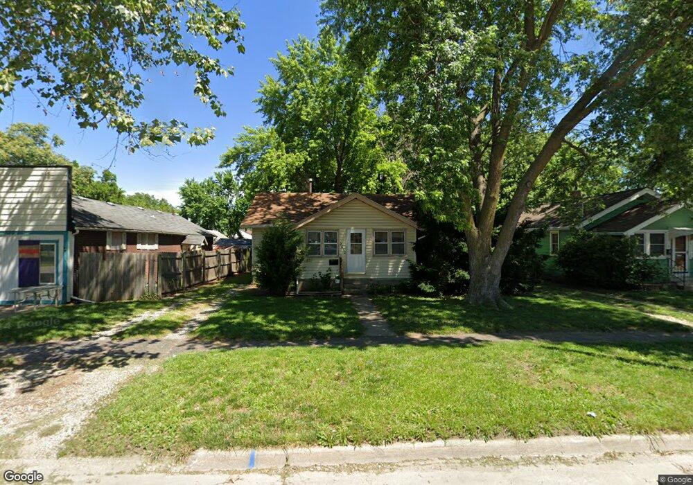 2610 E Grand Ave, Des Moines, IA 50317 - photo 1