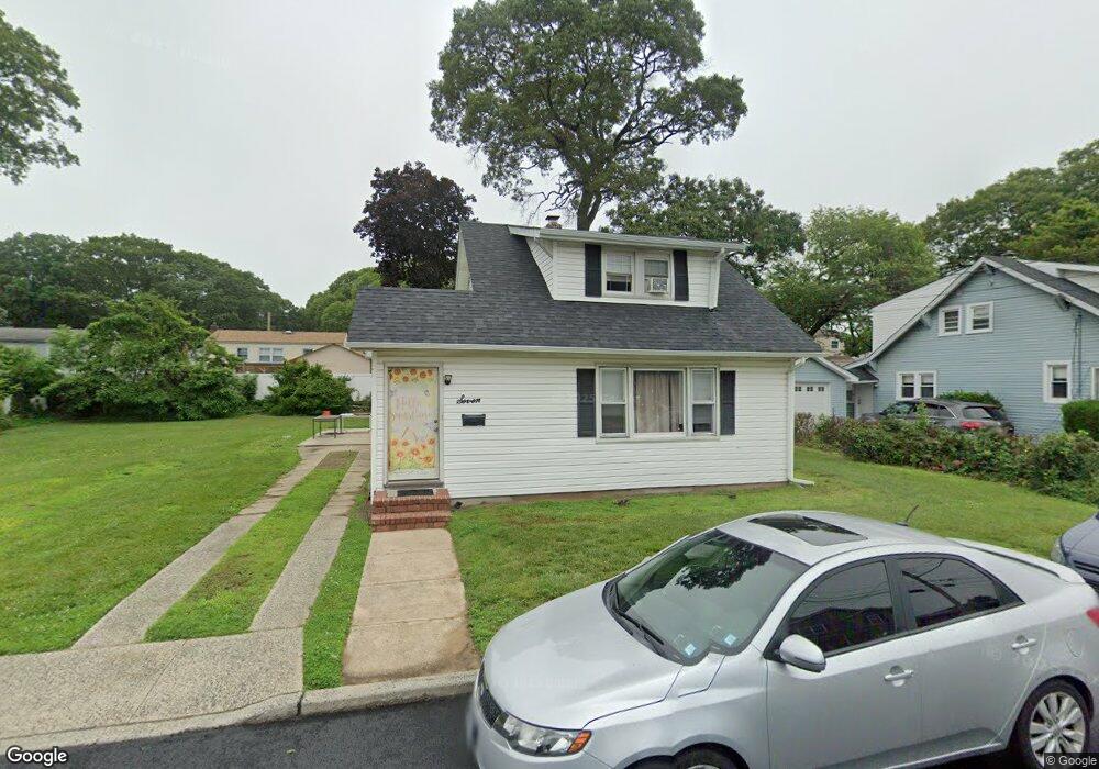 unlisted-address, West Hempstead, NY 11552 - photo 1