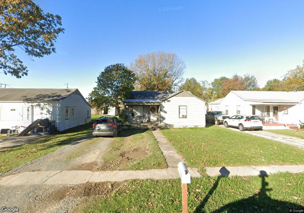 1918 S Spring St, Stuttgart, AR 72160 - photo 1