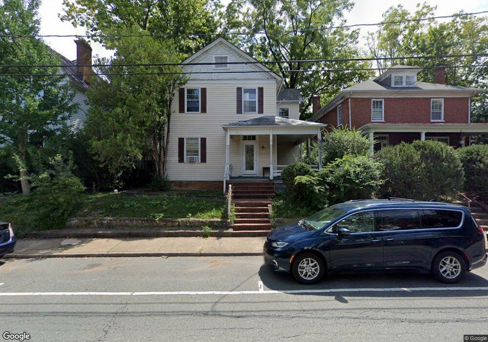 524 Locust Ave unit B, Charlottesville, VA 22902 - photo 1