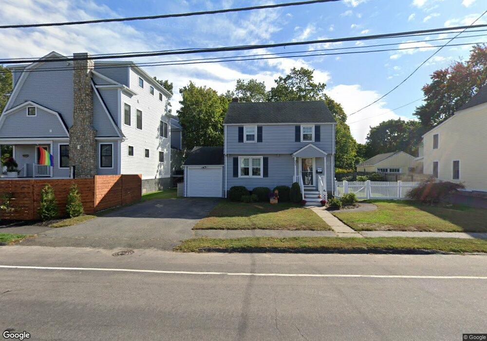 903 Oldfield Rd, Fairfield, CT 06824 - photo 1