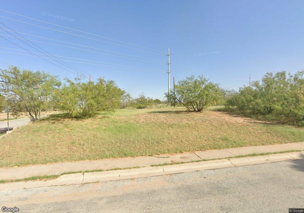 1101 S Monticello St, Big Spring, TX 79720 - photo 1