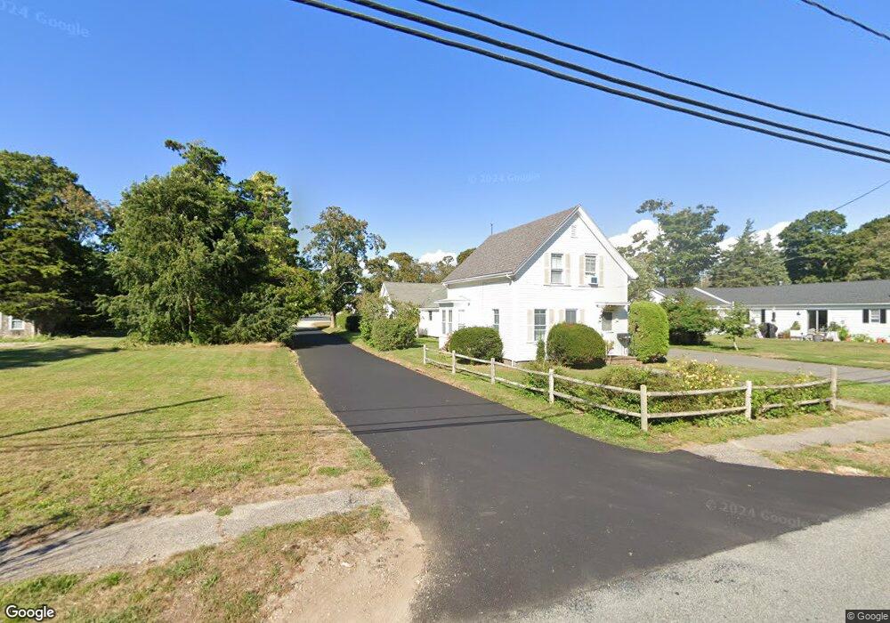 40 Queen St, Falmouth, MA 02540 - photo 1