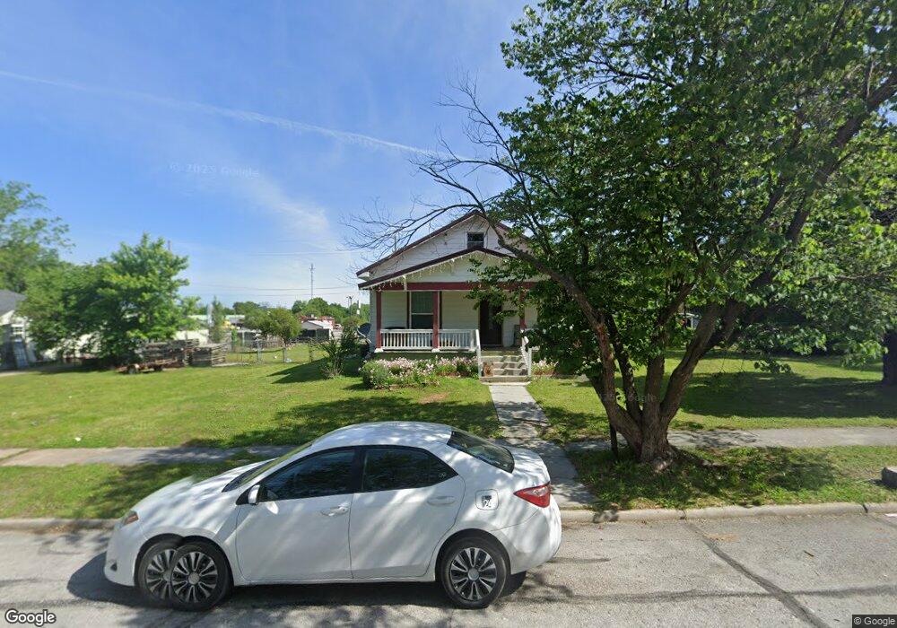 1109 Olive St, Carthage, MO 64836 - photo 1