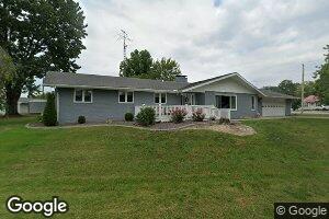 210 S Franklin St, Greenup, IL 62428