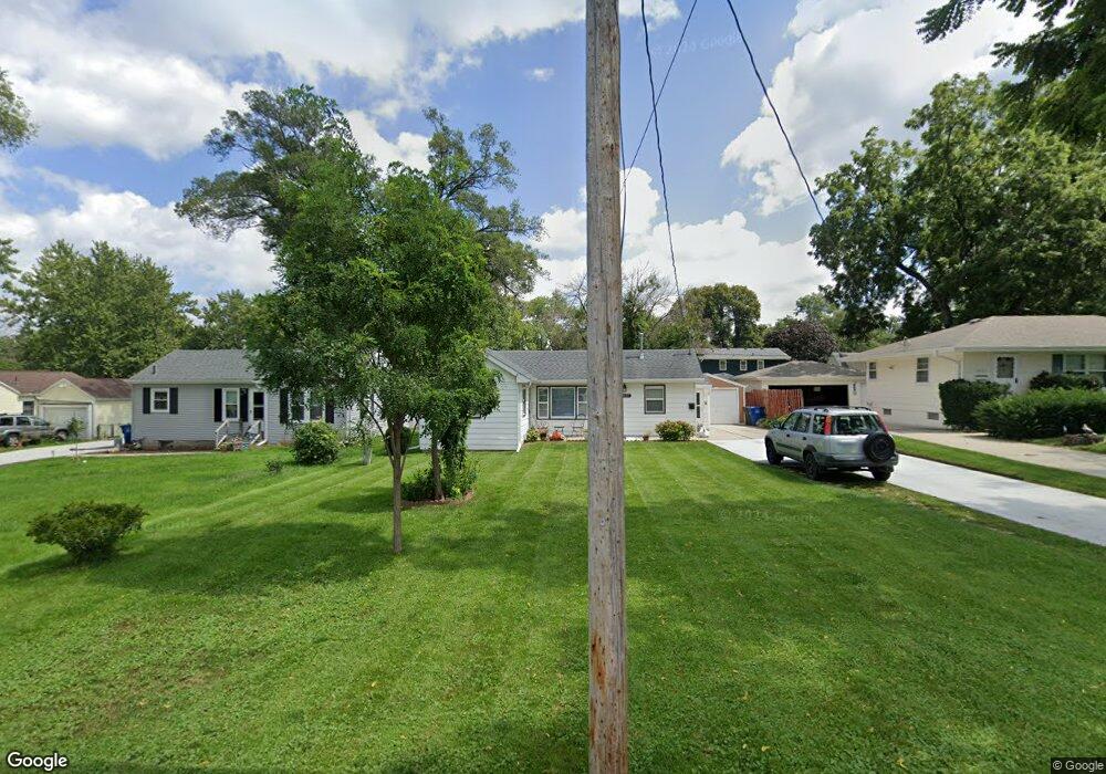 3837 53rd St, Des Moines, IA 50310 - photo 1