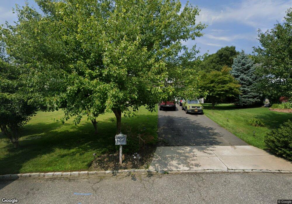 14 Bloomington St, Medford, NY 11763 - photo 1