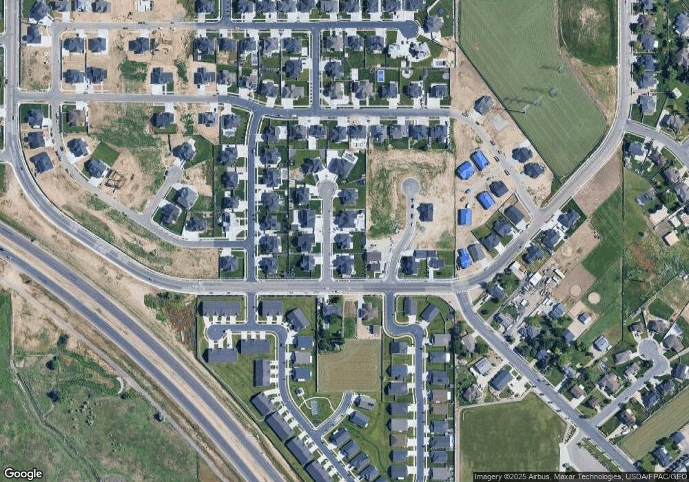 979 S 1950 W, Layton, UT 84041 - photo 1