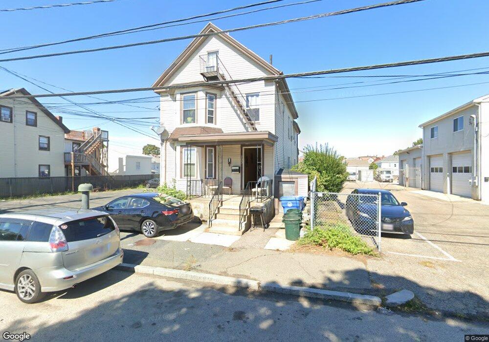 103 Felton St unit 2, Waltham, MA 02453 - photo 1