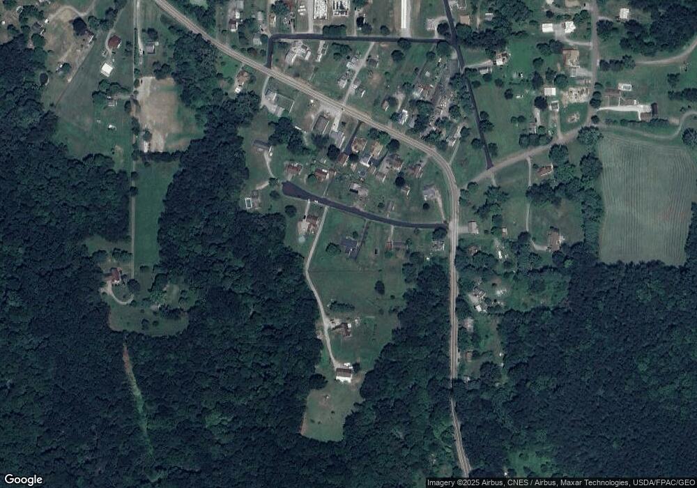 1030 Torrence Dr, Wellsville, OH 43968 - photo 1