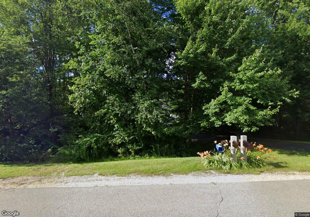 6 Danbury Ct, Londonderry, NH 03053 - photo 1