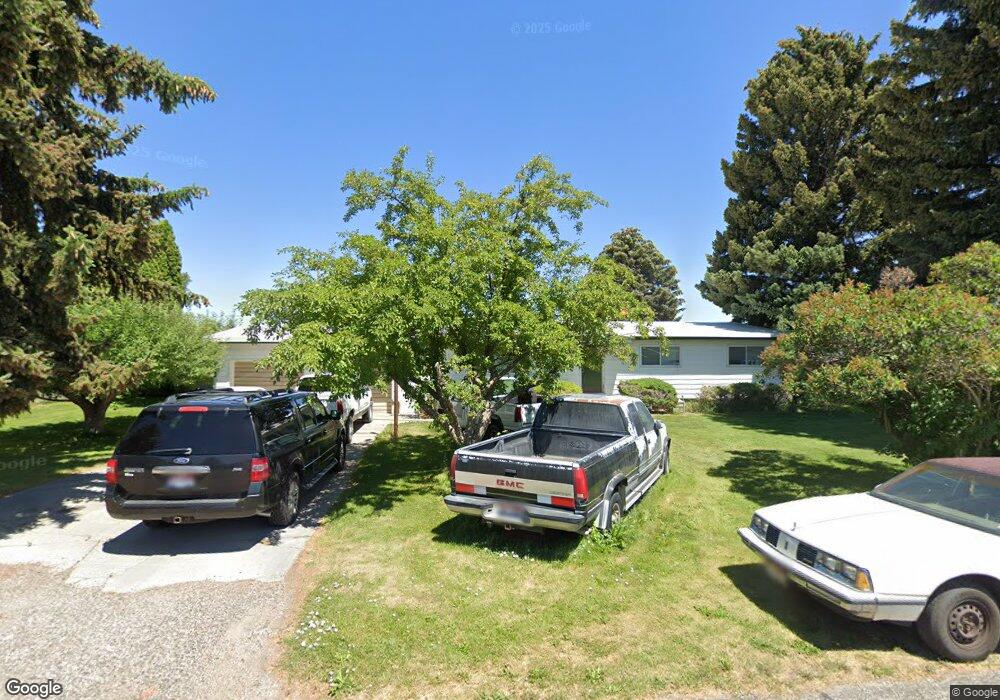 843 Robert St, Blackfoot, ID 83221 - photo 1