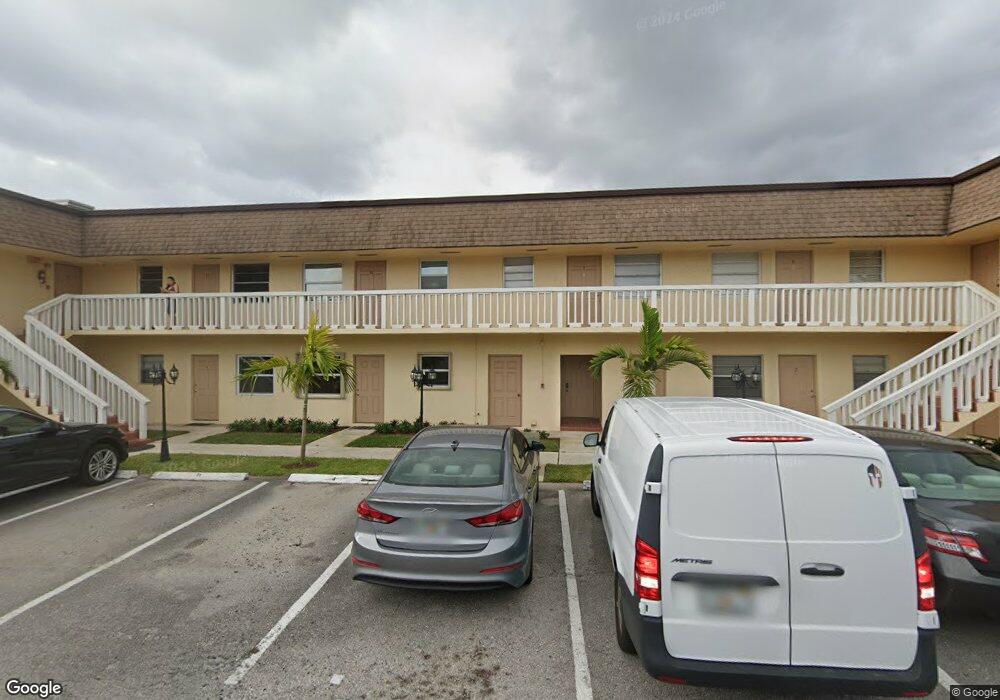 1204 S Lake Dr unit 30, Lantana, FL 33462 - photo 1