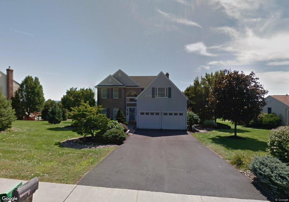 104 Park Ridge Dr, Bath, PA 18014 - photo 1