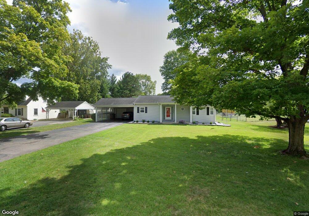 1419 Laurel Dr, Columbus, IN 47203 - photo 1