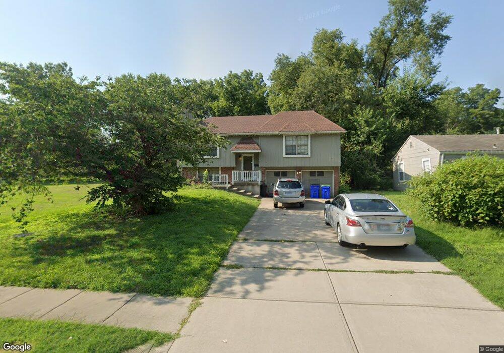 11701 W 69th Terrace, Shawnee, KS 66203 - photo 1