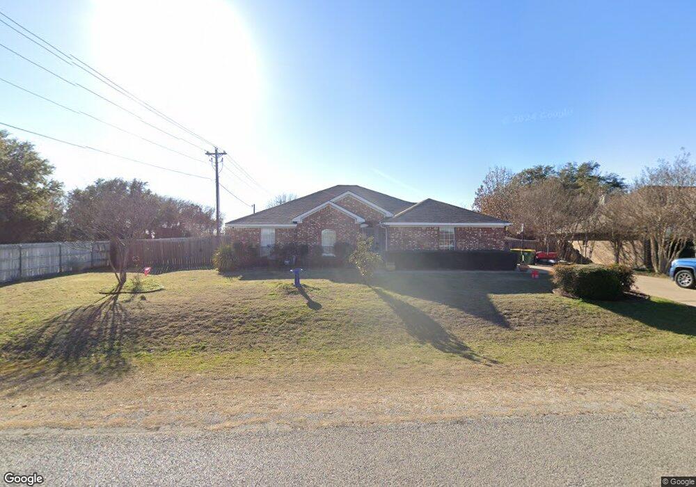 700 Rove Dr, Granbury, TX 76049 - photo 1
