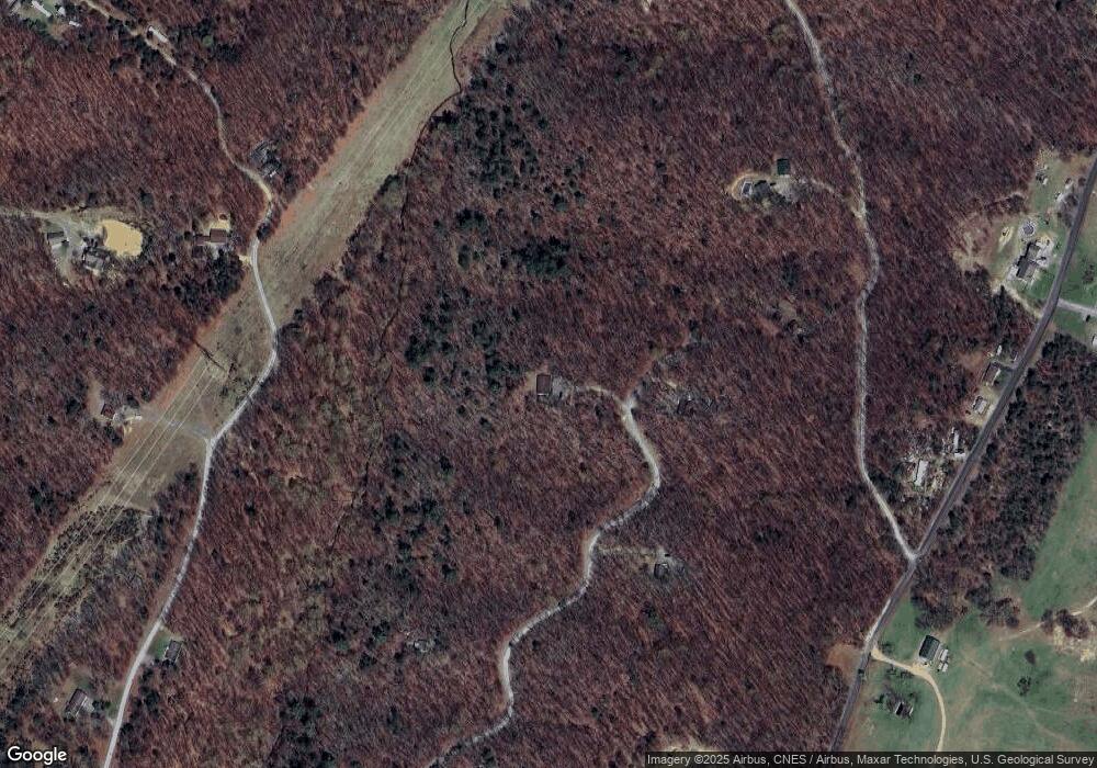 835 Oak Forest Ln, Berkeley Springs, WV 25411 - photo 1