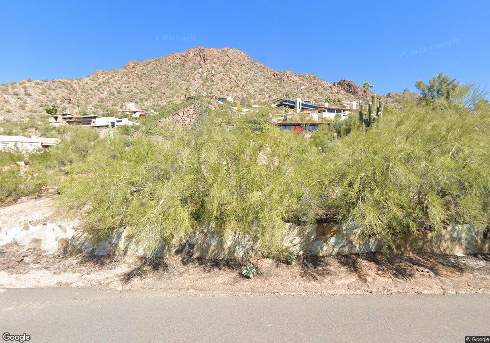 5318 E Wonderview Rd, Phoenix, AZ 85018 - photo 1