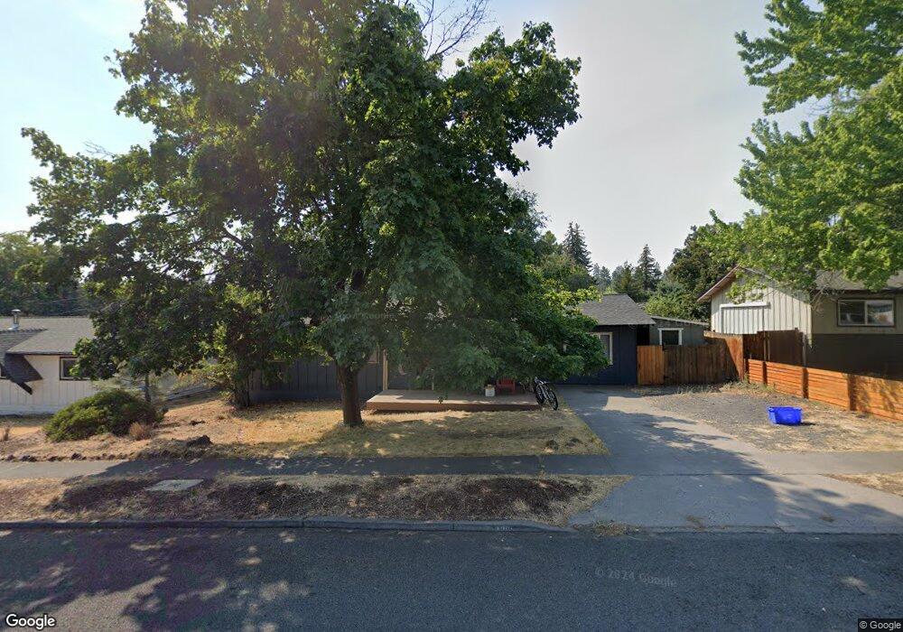 1305 NE Dempsey Dr, Bend, OR 97701 - photo 1