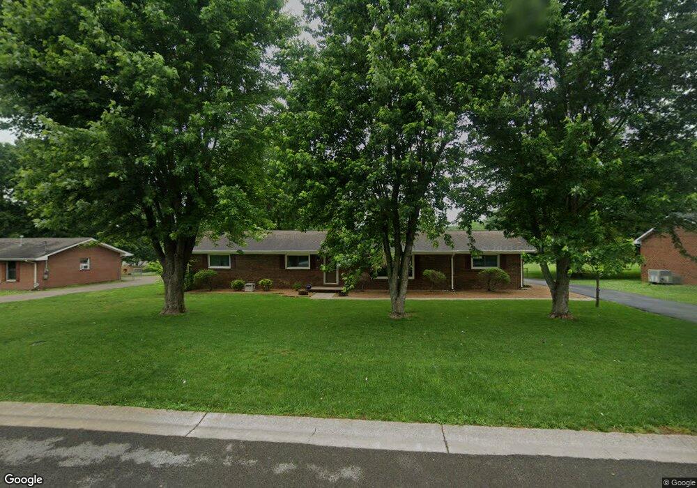 113 Hulan St, Shelbyville, TN 37160 - photo 1